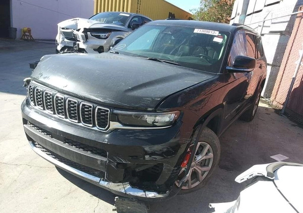 Jeep Grand Cherokee cena 60000 przebieg: 32000, rok produkcji 2021 z Węgrów małe 172